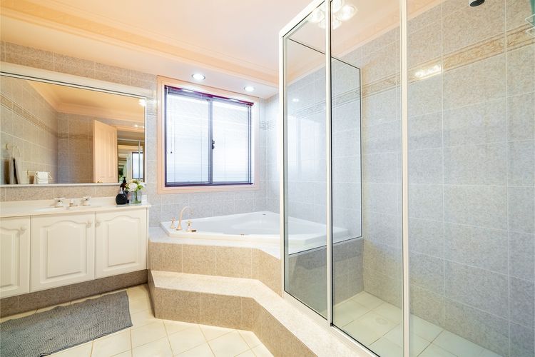 Pet friendly White Sands, 14 Whitesands Road – Linen & Air Con