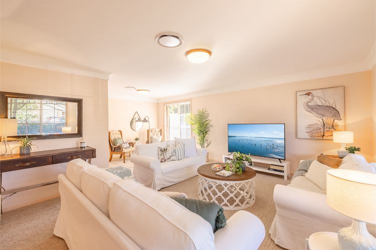 Pet friendly White Sands, 14 Whitesands Road – Linen & Air Con