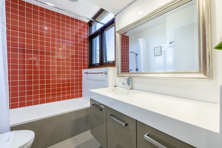 Wanda Waterview, 1/344 Wanda Ave – Water Views, Linen + Bed Making, Wi-Fi & aircon