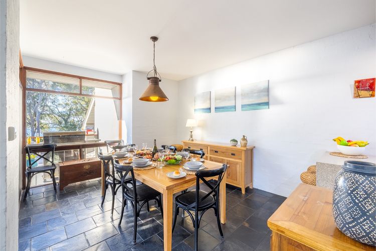 Wanda Waterview, 1/344 Wanda Ave – Water Views, Linen + Bed Making, Wi-Fi & aircon