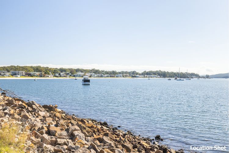 Wanda Waterview, 1/344 Wanda Ave – Water Views, Linen + Bed Making, Wi-Fi & aircon