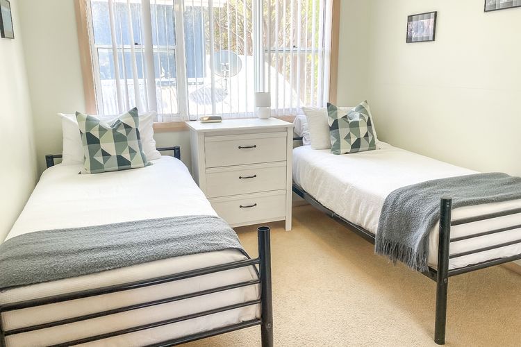 Stone’s Throw To The Beach, 2/92 Rocky Point Road