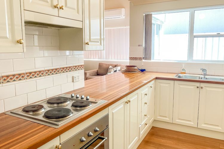 Stone’s Throw To The Beach, 2/92 Rocky Point Road