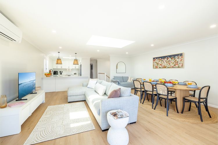 Bel Air, 8A Ocean Ave – pet friendly, water views and air con