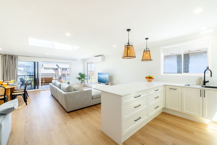Bel Air, 8A Ocean Ave – pet friendly, water views and air con