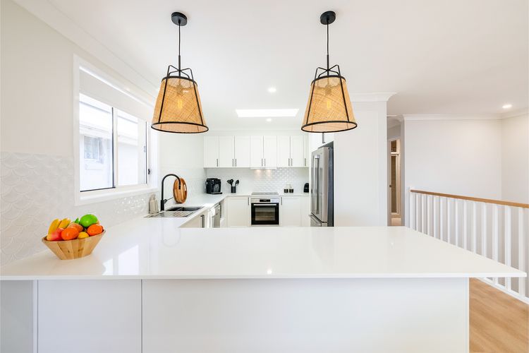 Bel Air, 8A Ocean Ave – pet friendly, water views and air con