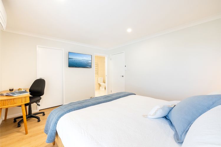Bel Air, 8A Ocean Ave – pet friendly, water views and air con