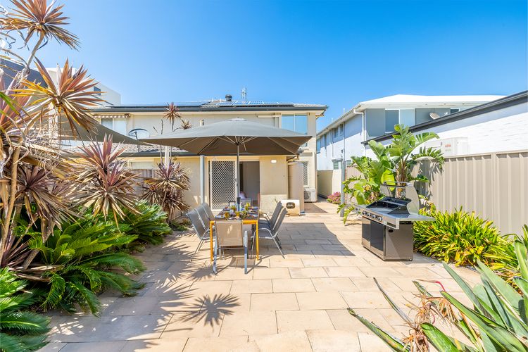 Bel Air, 8A Ocean Ave – pet friendly, water views and air con