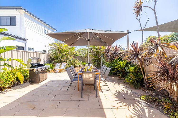 Bel Air, 8A Ocean Ave – pet friendly, water views and air con