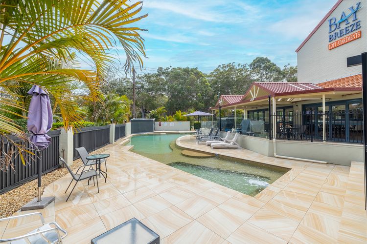 Nelson Bay Breeze Apartment, 29/1 Trafalgar Street – Air conditioned unit with Linen supplied, complex pool and spa