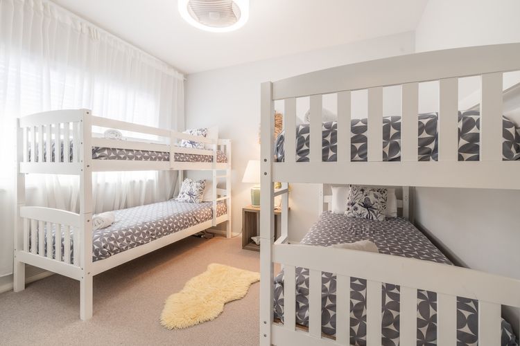 6A Hough Street – Sophisticated pet friendly home with air con, wi-fi and linen provided