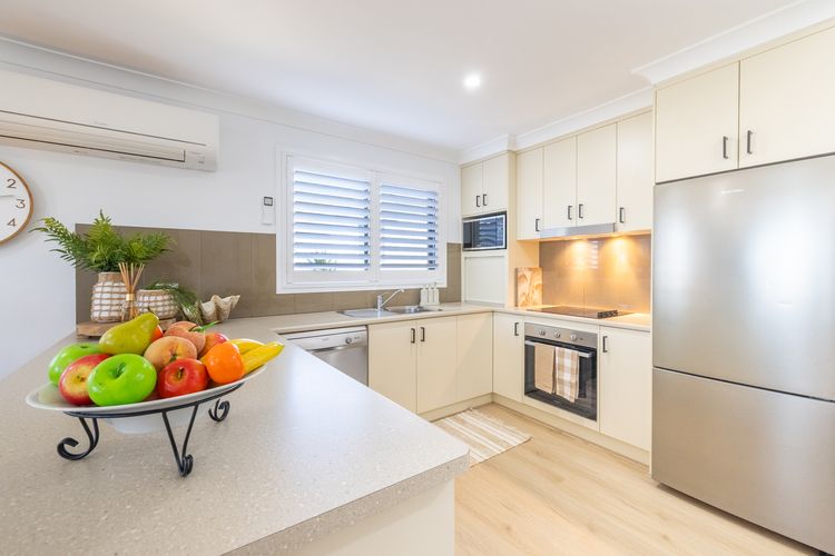 Hanks Corlette House, 49 Pantowora St – pet friendly, air con, boat parking, Wi-Fi