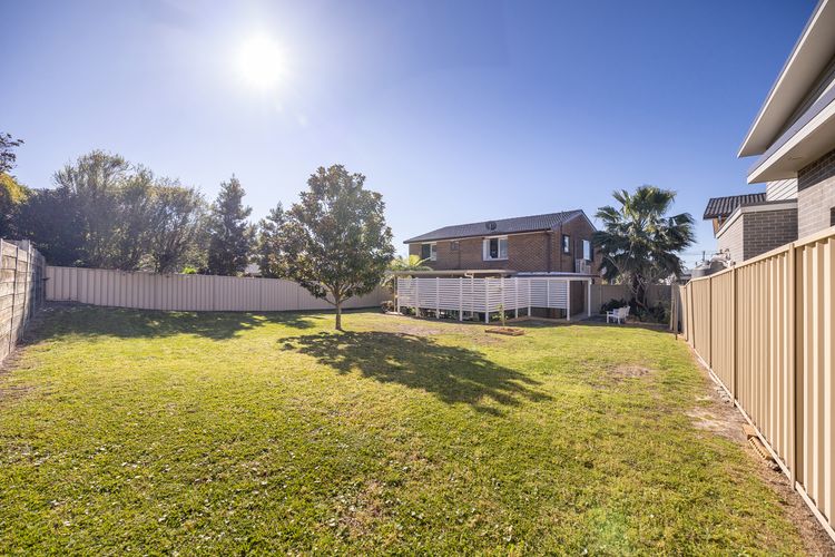 Hanks Corlette House, 49 Pantowora St – pet friendly, air con, boat parking, Wi-Fi