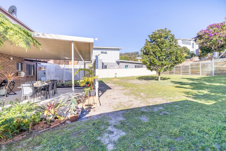 Hanks Corlette House, 49 Pantowora St – pet friendly, air con, boat parking, Wi-Fi