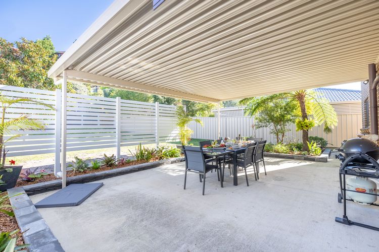Hanks Corlette House, 49 Pantowora St – pet friendly, air con, boat parking, Wi-Fi