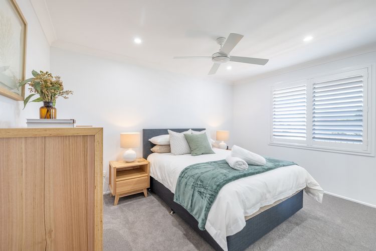 Hanks Corlette House, 49 Pantowora St – pet friendly, air con, boat parking, Wi-Fi
