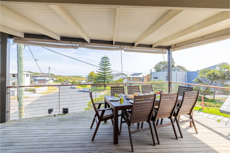 Birubi Point House, 56 Ocean Ave – stunning water views, ducted air con