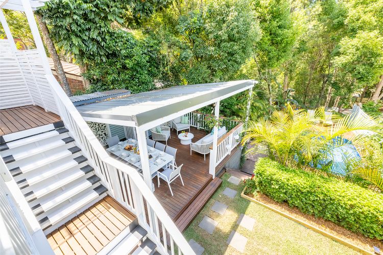 Tropicality –  Private family retreat with solar heated pool