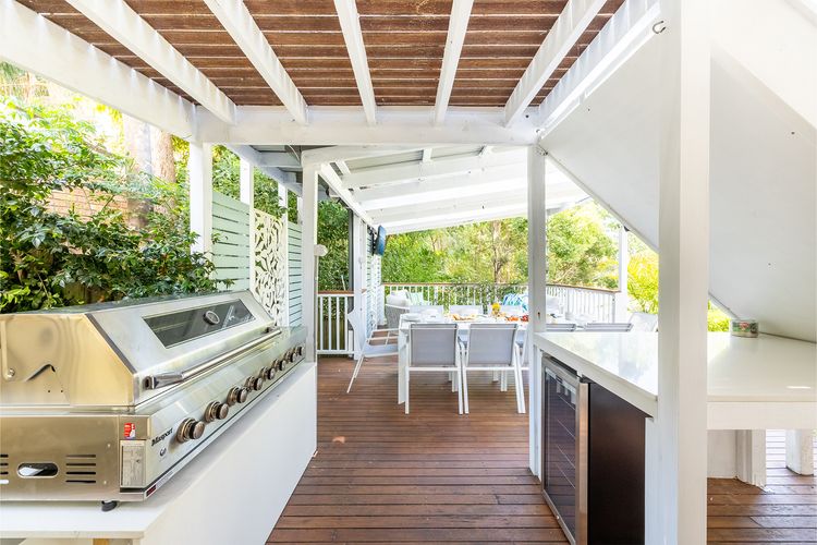 Tropicality –  Private family retreat with solar heated pool