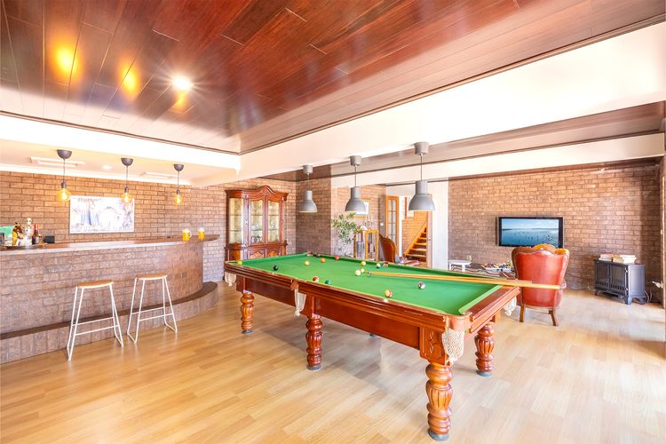 Casa Carinho, 24 Wallawa Rd – spectacular water views, pet friendly, air con and Wi-Fi