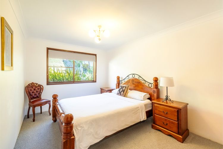 Casa Carinho, 24 Wallawa Rd – spectacular water views, pet friendly, air con and Wi-Fi