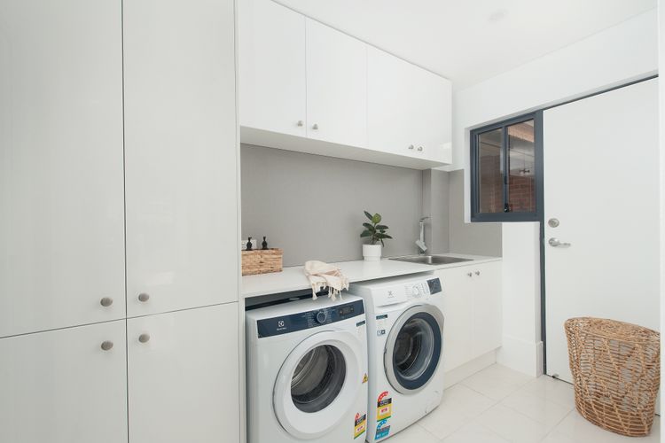 57 Tomaree Rd – air con, Wi-Fi and boat parking