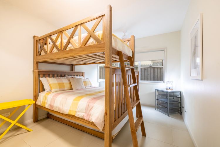 Ocean on the Rocks, 1/21 Ocean Ave – waterfront, Wi-Fi, Ducted Air Conditioning