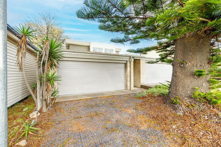 Ocean on the Rocks, 1/21 Ocean Ave – waterfront, Wi-Fi, Ducted Air Conditioning