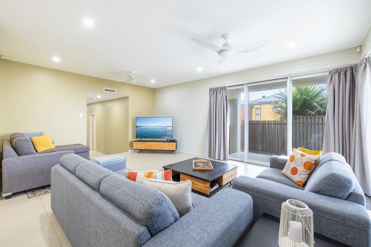 Ocean on the Rocks, 1/21 Ocean Ave – waterfront, Wi-Fi, Ducted Air Conditioning