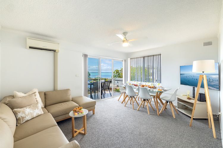 Yarramundi, 6/47 Magnus St – Unit in Nelson Bay with stunning water views,  air con, wifi, linen and bed making