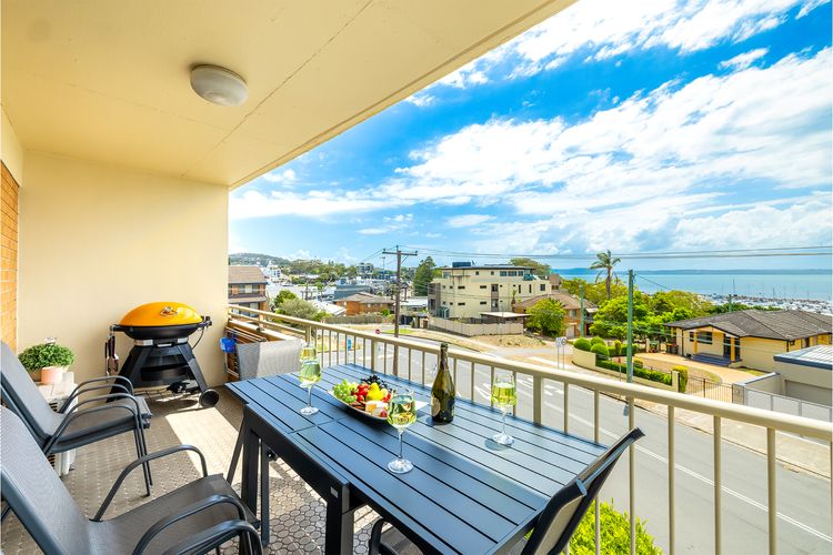 Yarramundi, 6/47 Magnus St – Unit in Nelson Bay with stunning water views,  air con, wifi, linen and bed making