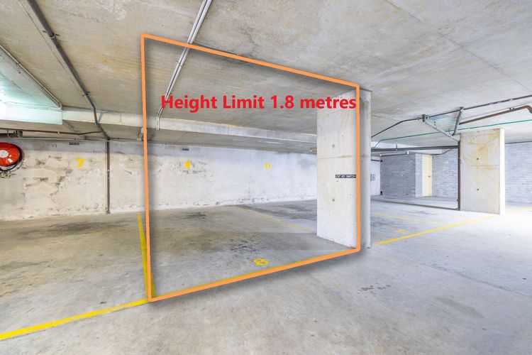 The Poplars, 8/36 Magnus St – fantastic water views, pool and WiFi