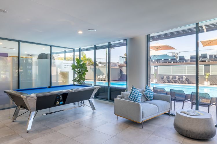 The Landmark unit 405 Resort style, spectacular water views, lift, linen, pool, games room, port-a-cot and highchair.