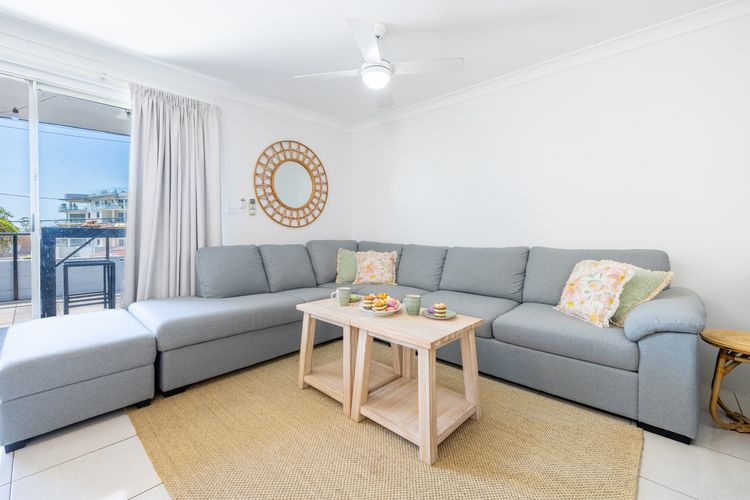 Sunset Towers, 1/25 Donald St- in the heart of town with Wi-Fi and Air Con