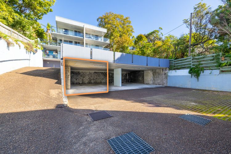 Sunset Towers, 1/25 Donald St- in the heart of town with Wi-Fi and Air Con