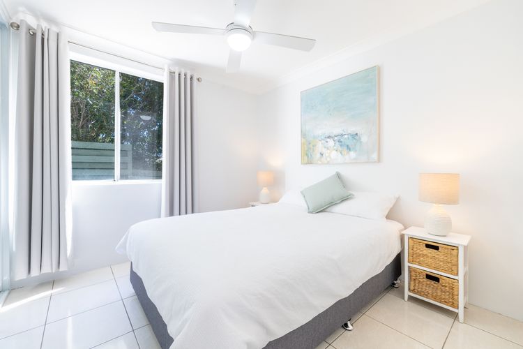 Sunset Towers, 1/25 Donald St- in the heart of town with Wi-Fi and Air Con