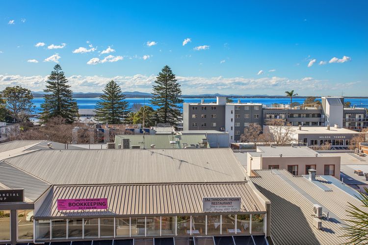 Louisa Court, 7/49 Donald St- Unit in the heart of town with stunning water views