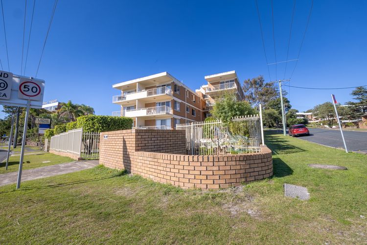 Yarramundi, 7/47 Magnus St – spectacular views in the heart of Nelson Bay