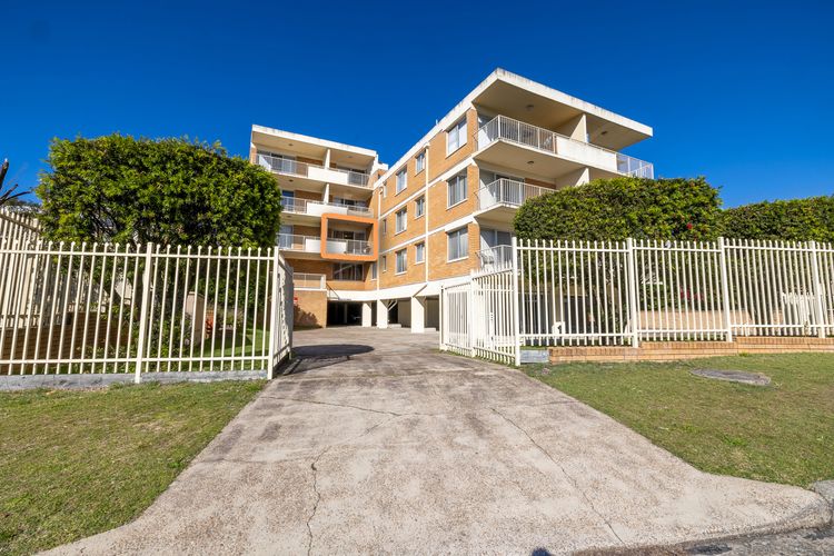Yarramundi, 7/47 Magnus St – spectacular views in the heart of Nelson Bay