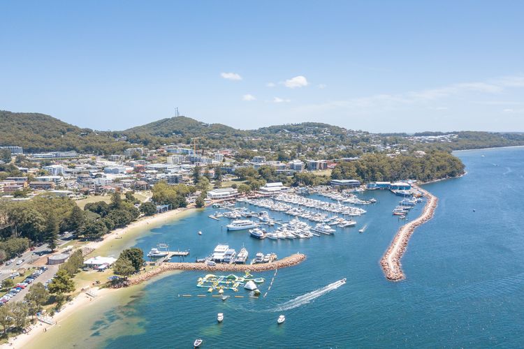 Yarramundi, 7/47 Magnus St – spectacular views in the heart of Nelson Bay