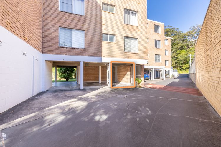 Bella Vista, 8/19 Shoal Bay Rd – views, air con and Wi-Fi