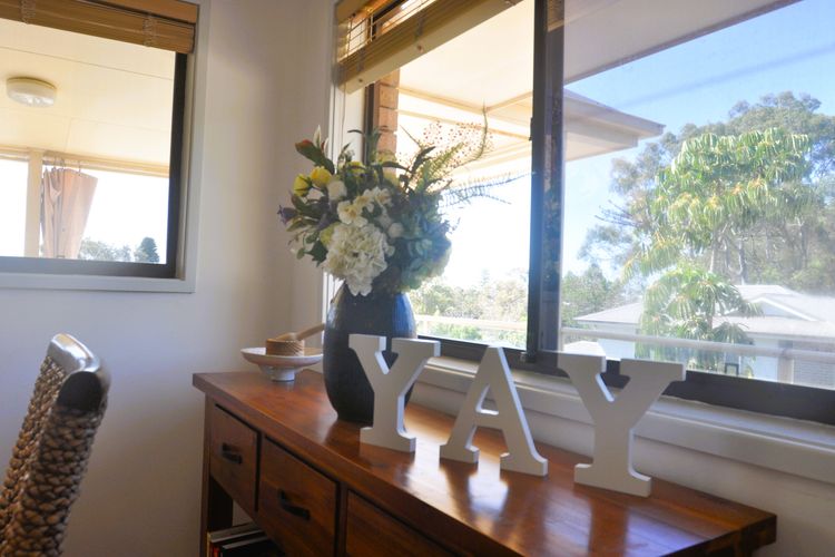 Yawa at Yoolarai, 64 Yoolarai Cr – Ducted air, WiFi, Shared Pool