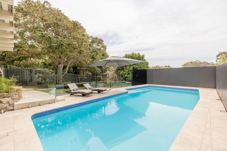 Yawa at Yoolarai, 64 Yoolarai Cr – Ducted air, WiFi, Shared Pool