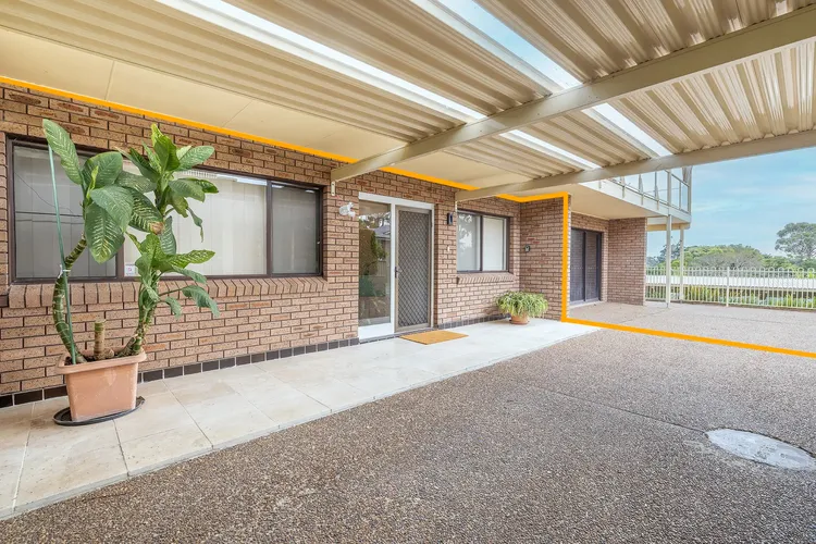 Yawa at Yoolarai, 64 Yoolarai Cr – Ducted air, WiFi, Shared Pool