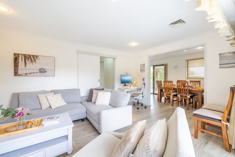 Yawa at Yoolarai, 64 Yoolarai Cr – Ducted air, WiFi, Shared Pool