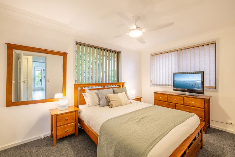 Yawa at Yoolarai, 64 Yoolarai Cr – Ducted air, WiFi, Shared Pool