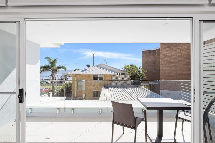 Hideaway 2, 3a Lillian St – filtered water views