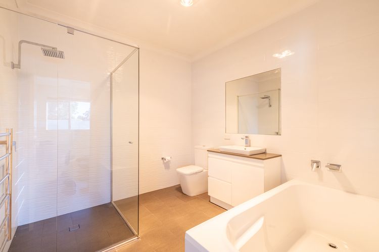 24 Irawari Crescent – pool, air con, pet friendly, boat parking