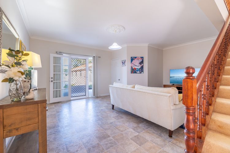 24 Irawari Crescent – pool, air con, pet friendly, boat parking