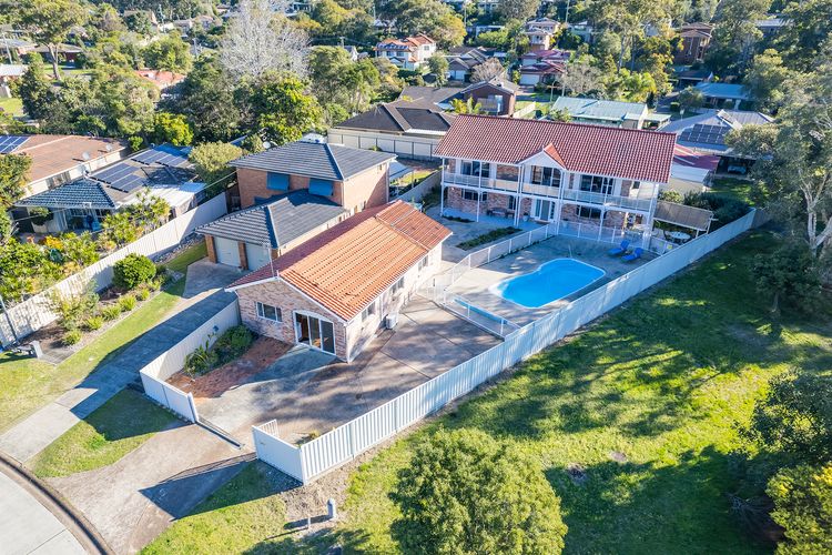 24 Irawari Crescent – pool, air con, pet friendly, boat parking